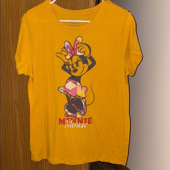 Disney Tops - Disney Minnie Mouse T-Shirt